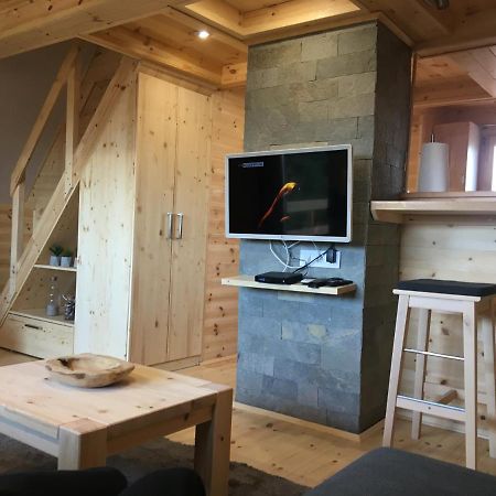 Wooden Apartman Premium Jacuzzival Alsoors Luaran gambar